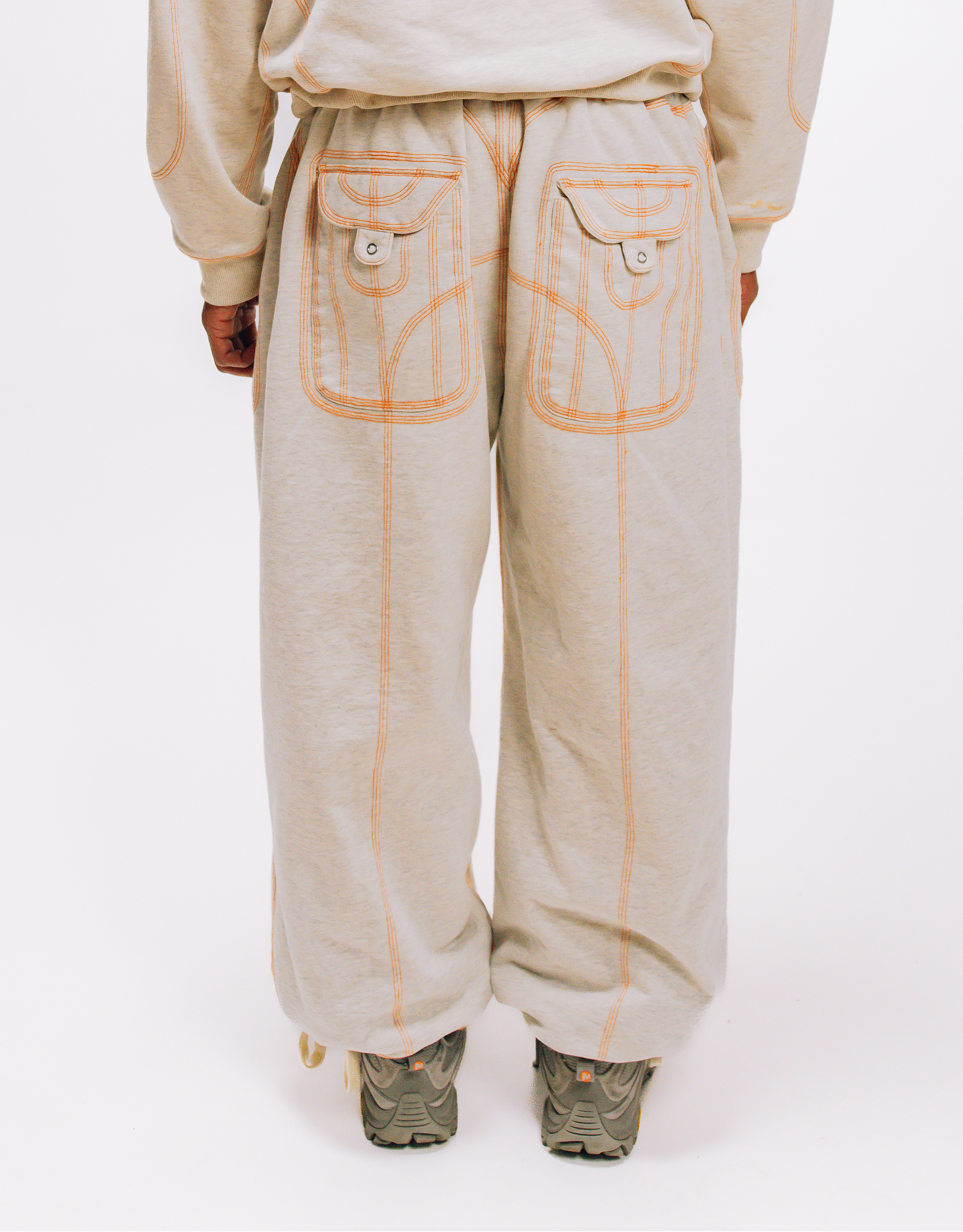 OVERSTITCH JOGGERS GREY/ORANGE