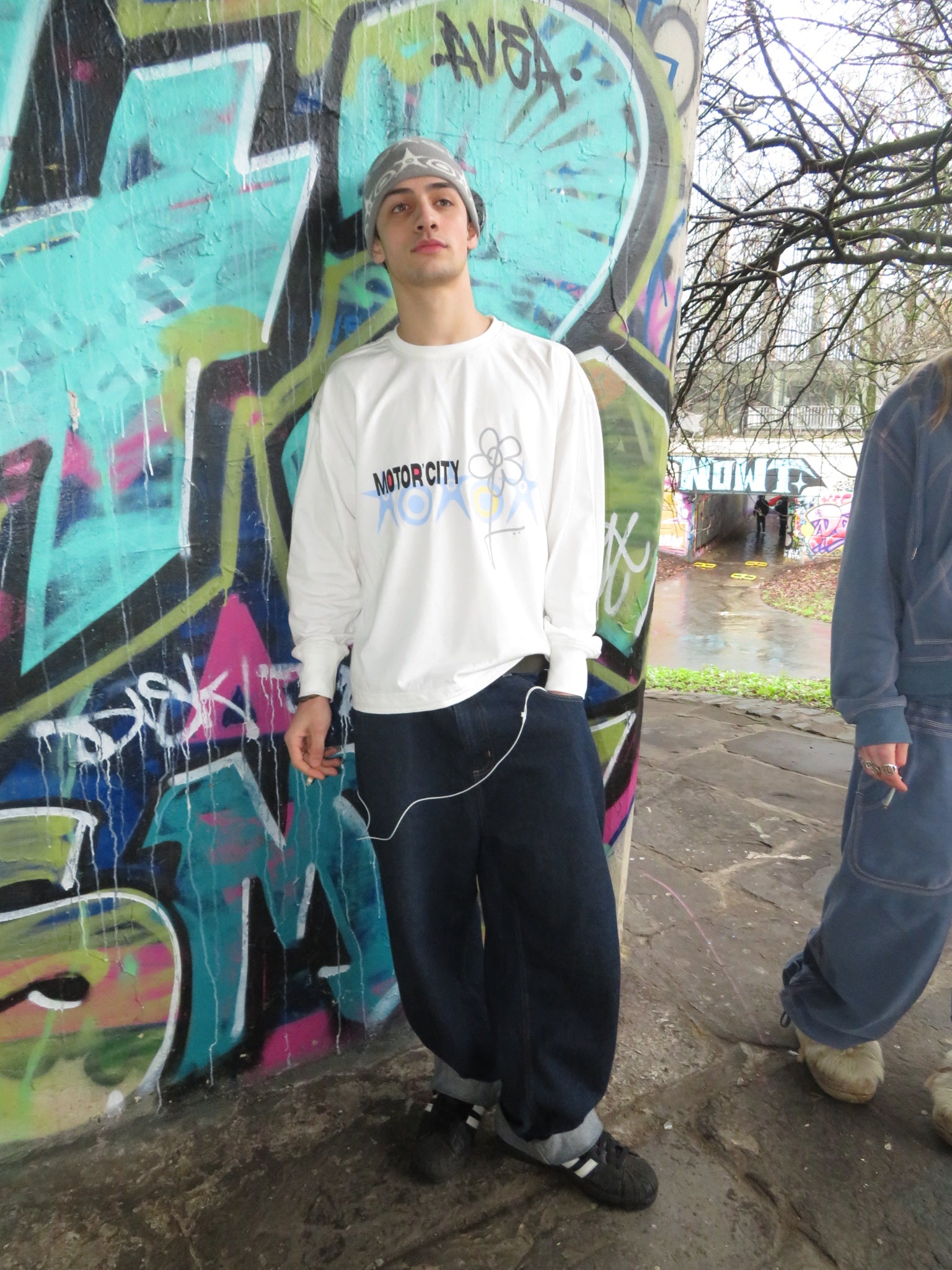 BLOOM LONGSLEEVE